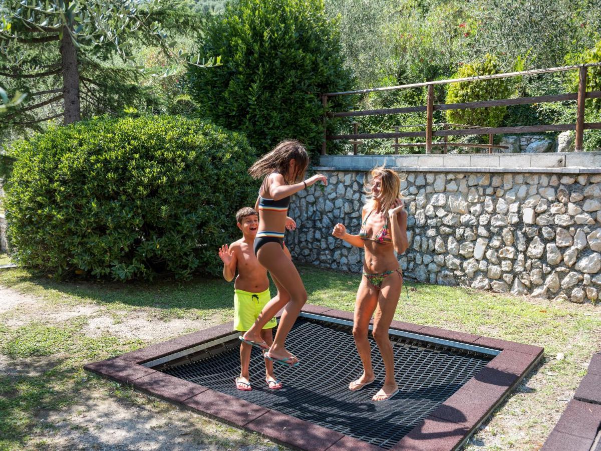 Hotel Leonardo Da Vinci Limone sul Garda Eksteriør billede